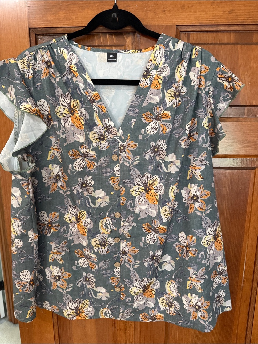 SHEIN Gray Floral V-Neck Flutter Sleeve Top with Mustard Accents